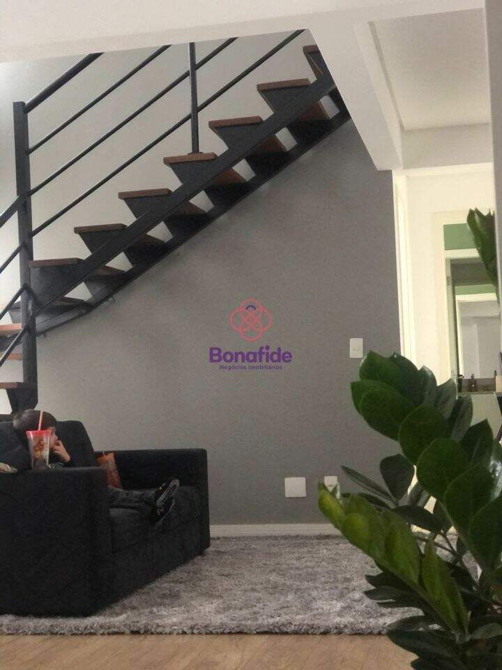Apartamento à venda no Engordadouro: 