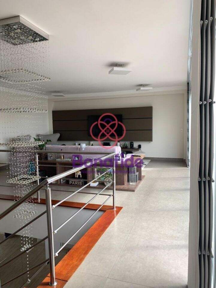 Apartamento à venda no Engordadouro: 