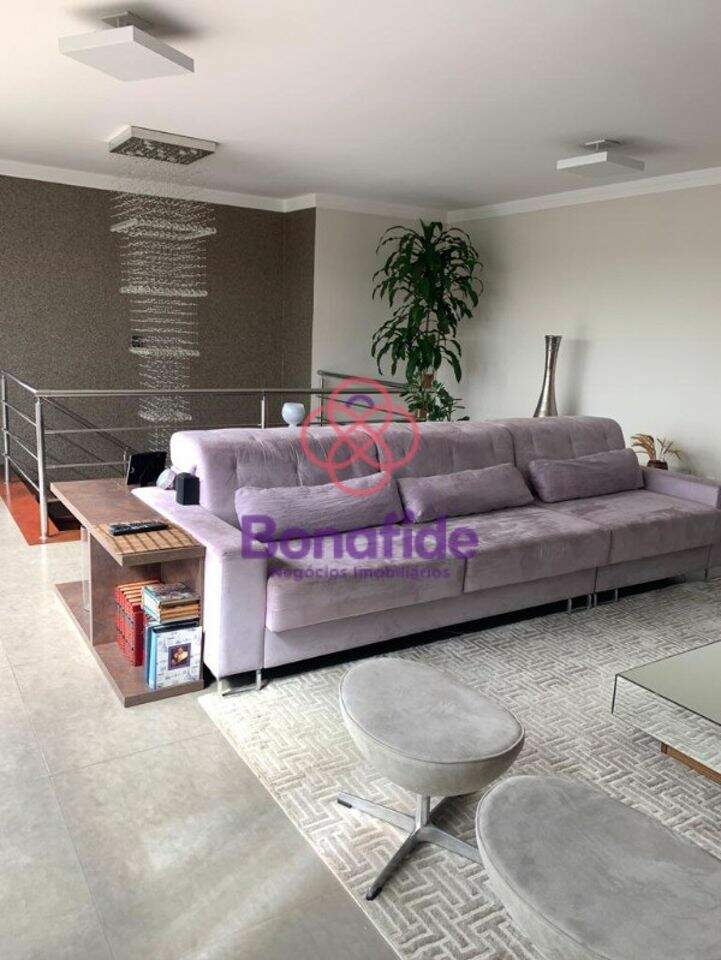 Apartamento à venda no Engordadouro: 