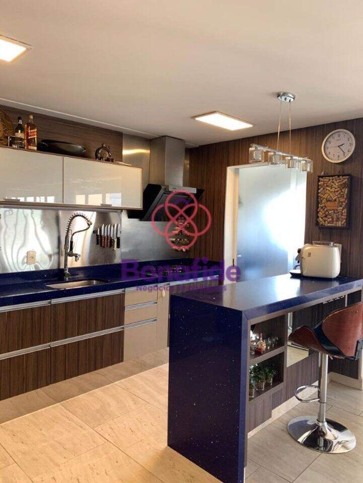 Apartamento à venda no Engordadouro: 