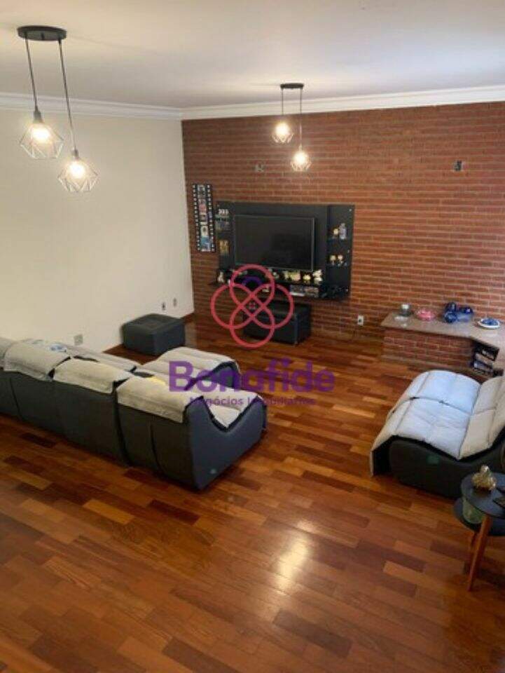 Casa à venda no Jardim Santa Lúcia: 