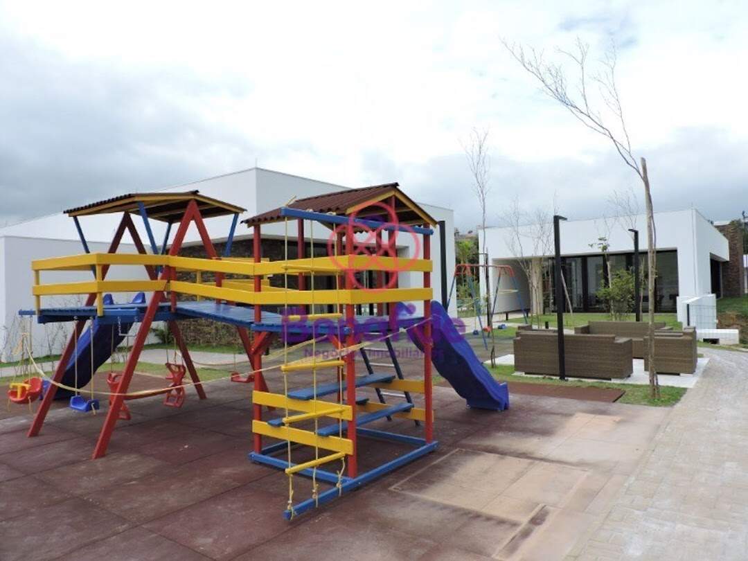 Terreno à venda no Jardim Novo Mundo: 