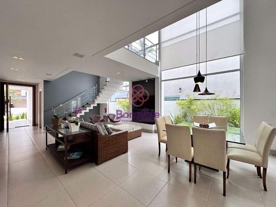 Casa à venda no Riviera de São Lourenço: 