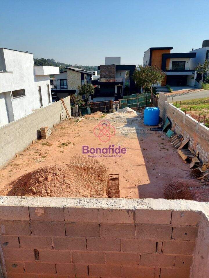 Terreno à venda no Jardim das Samambaias: 