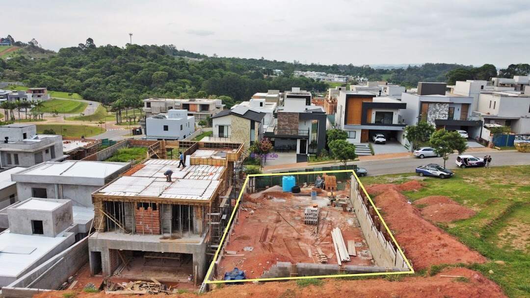 Terreno à venda no Jardim das Samambaias: 