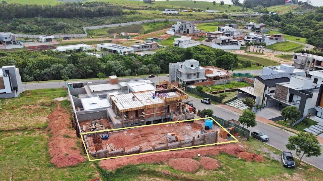 Terreno à venda no Jardim das Samambaias: 