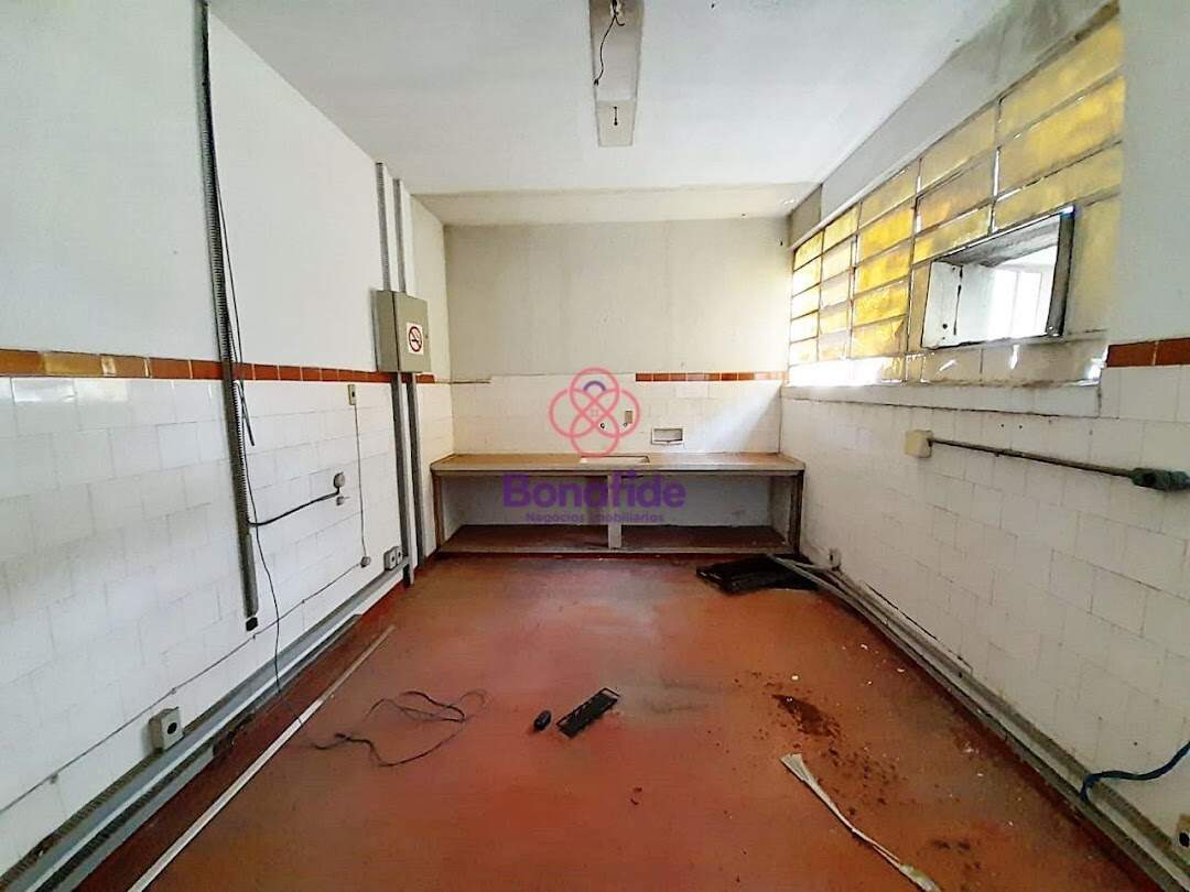 Salão à venda no Centro: 