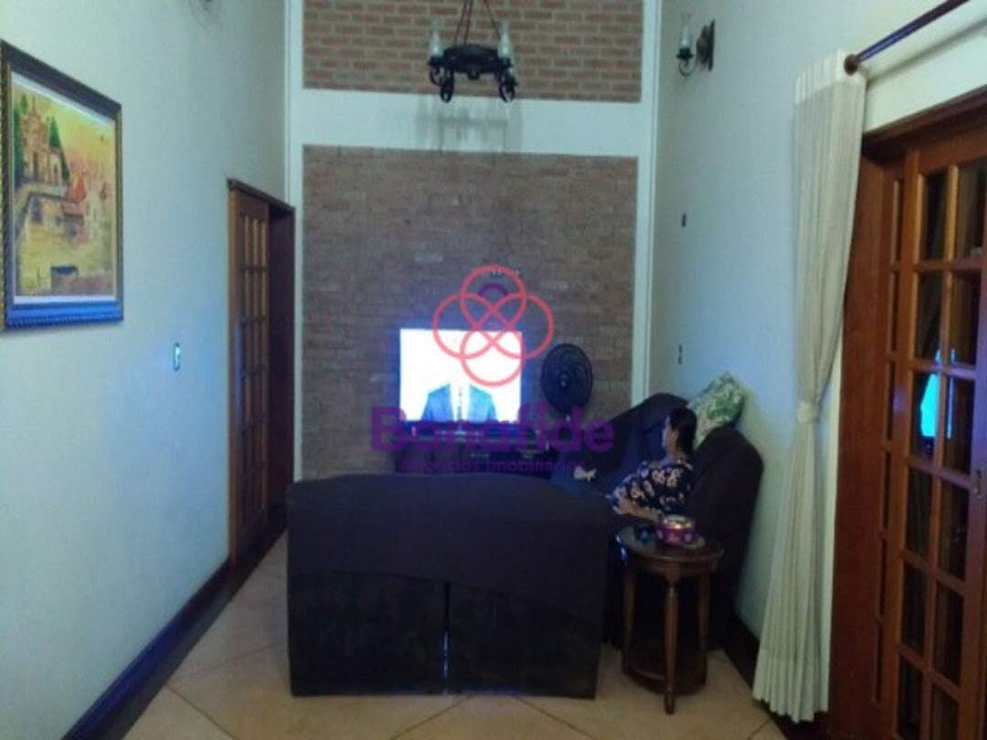 Casa à venda no Dos Medeiros: 