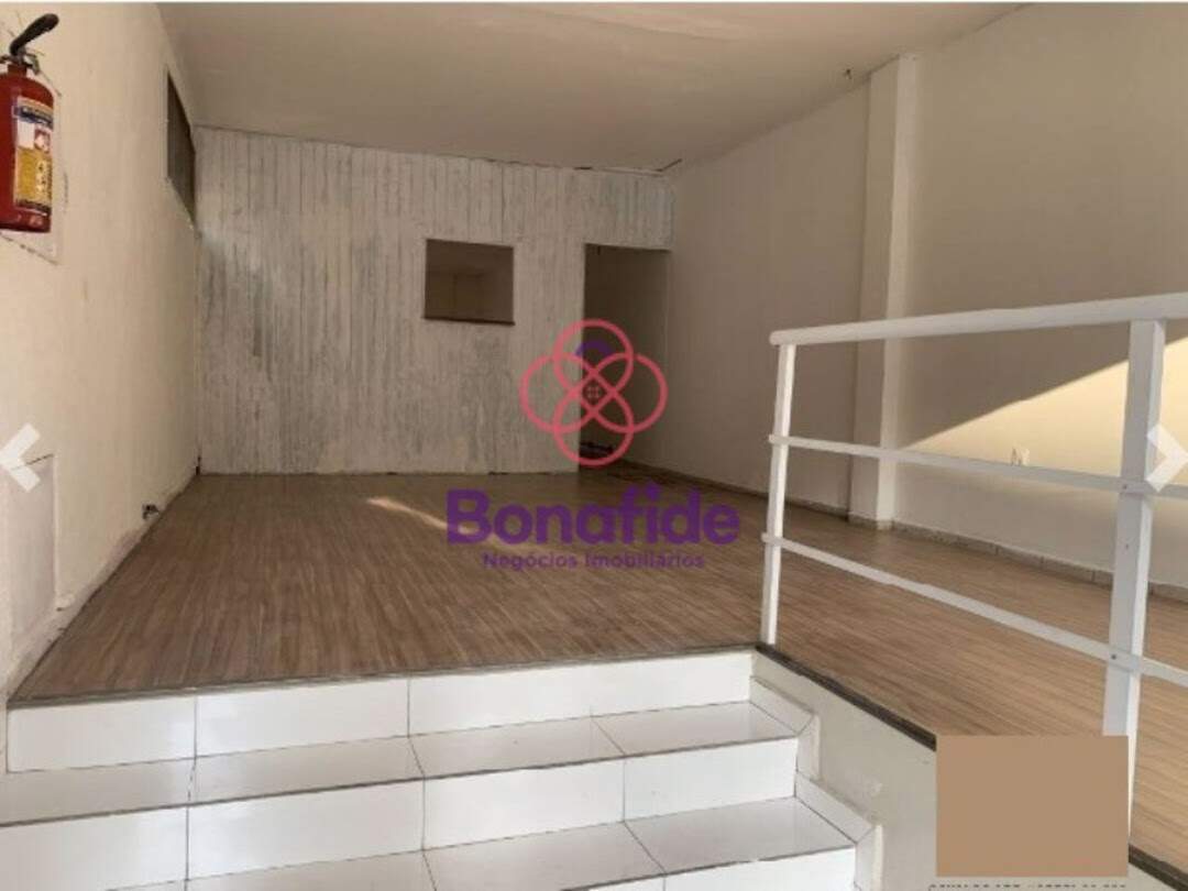 Casa à venda no Centro: 