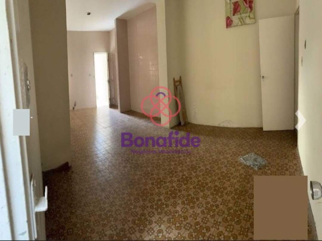 Casa à venda no Centro: 