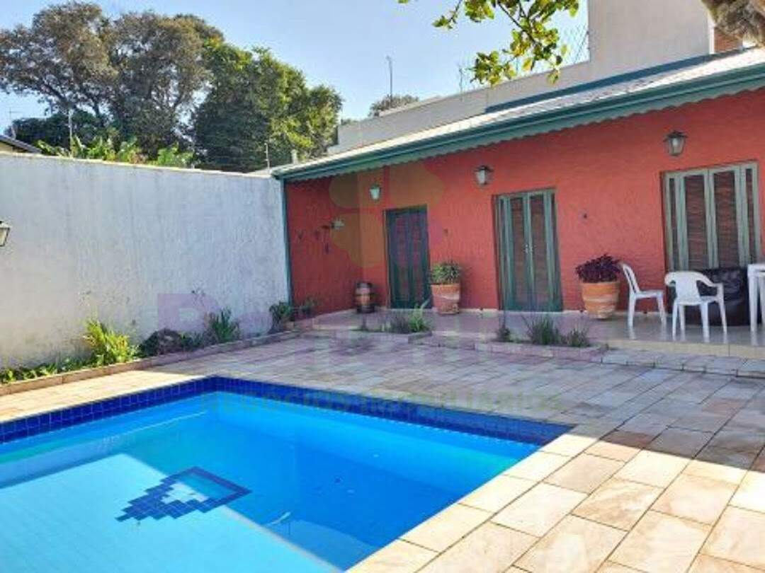 Casa à venda no Jardim das Samambaias: 