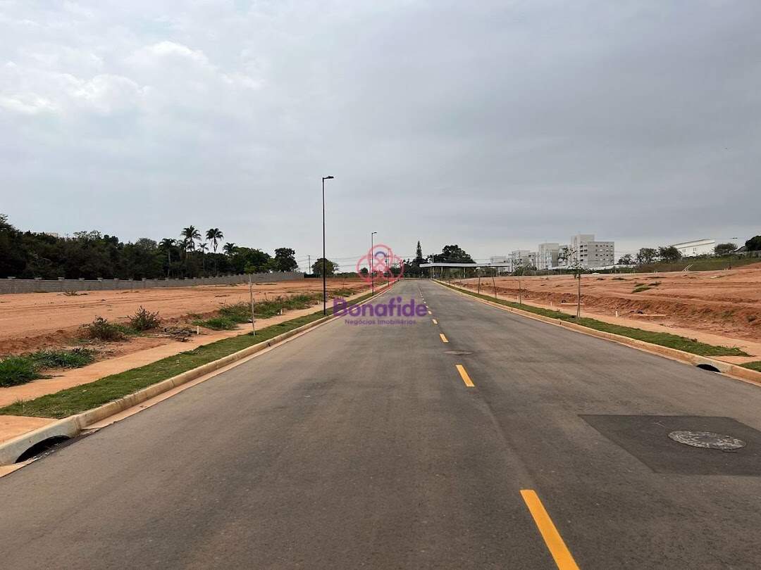 Terreno à venda no Medeiros: 