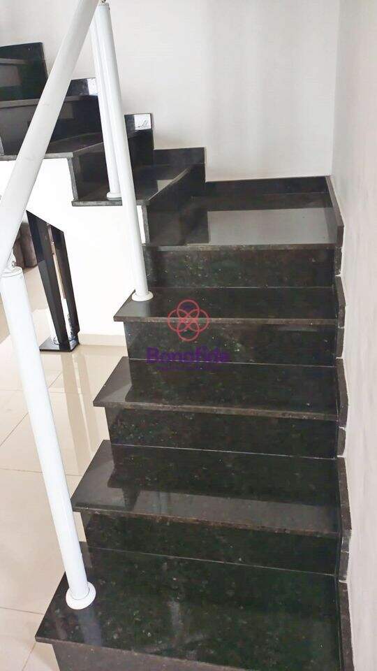 Casa à venda no Engordadouro: 