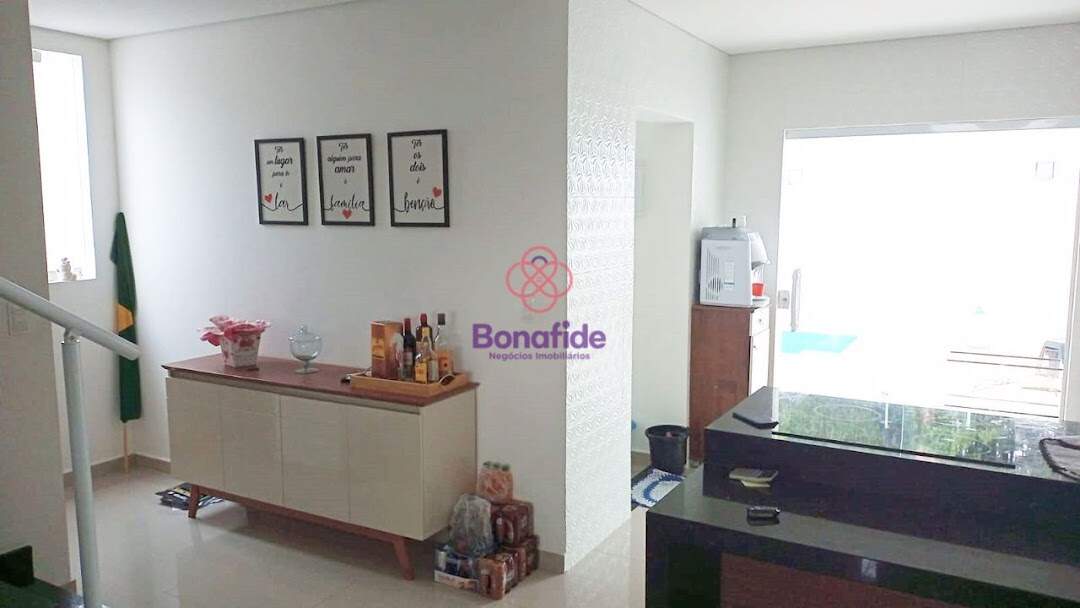 Casa à venda no Engordadouro: 