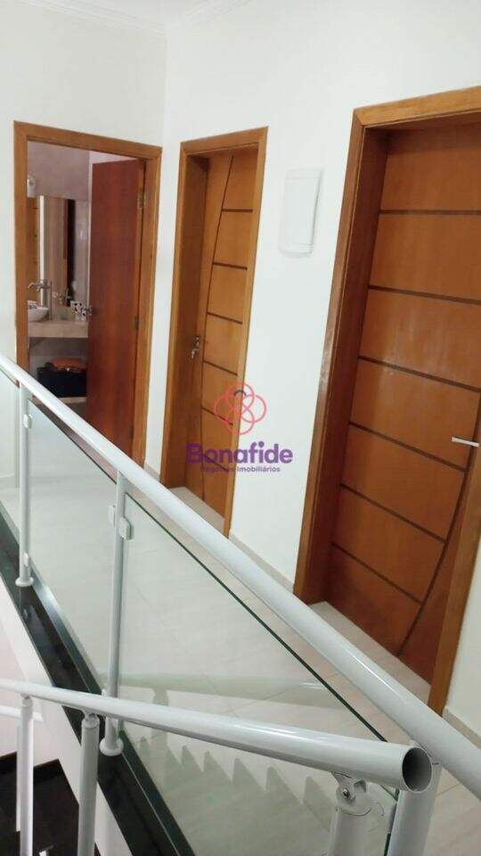 Casa à venda no Engordadouro: 