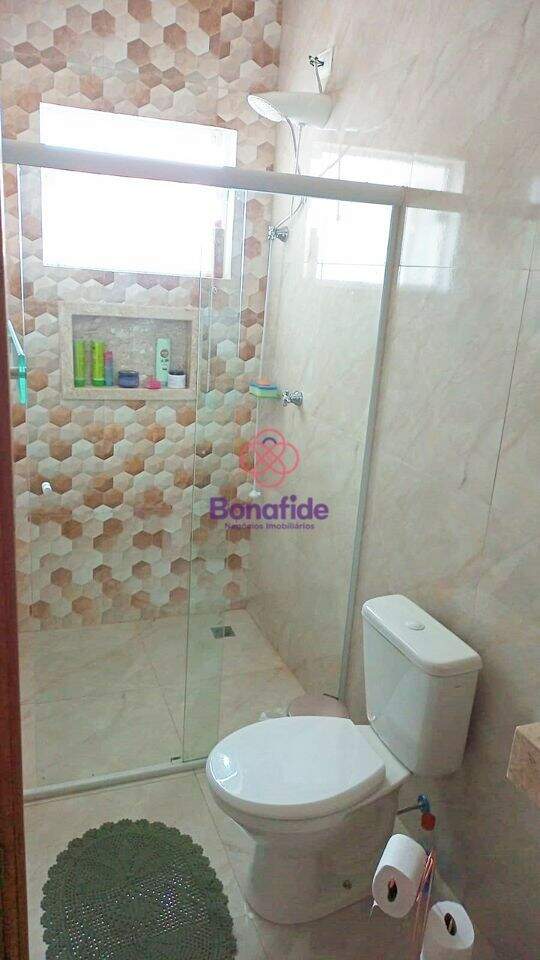 Casa à venda no Engordadouro: 