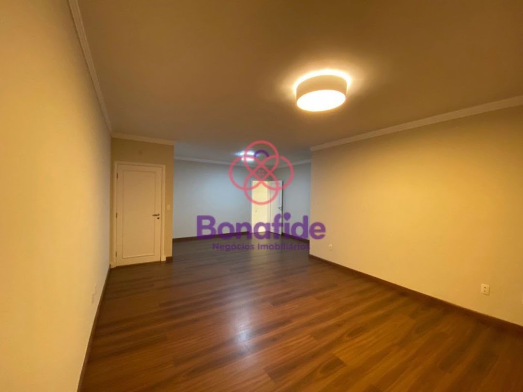 Apartamento à venda no Parque do Colégio: 