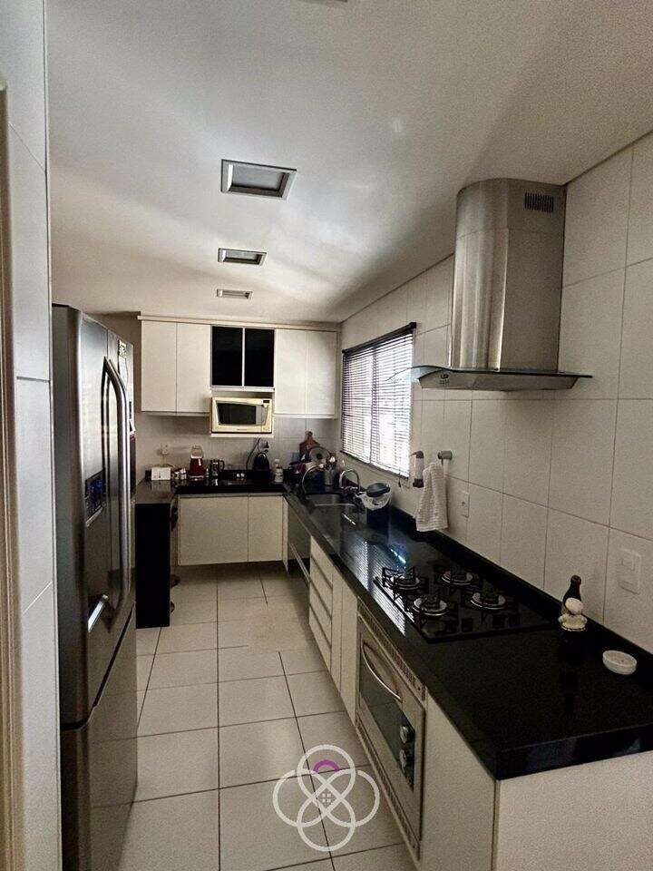 Apartamento à venda no Parque do Colégio: 