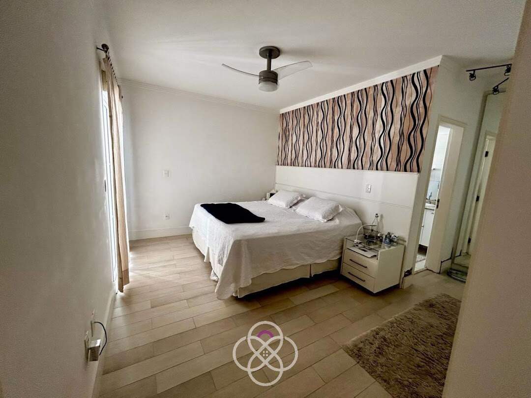 Apartamento à venda no Parque do Colégio: 