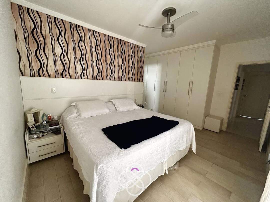 Apartamento à venda no Parque do Colégio: 