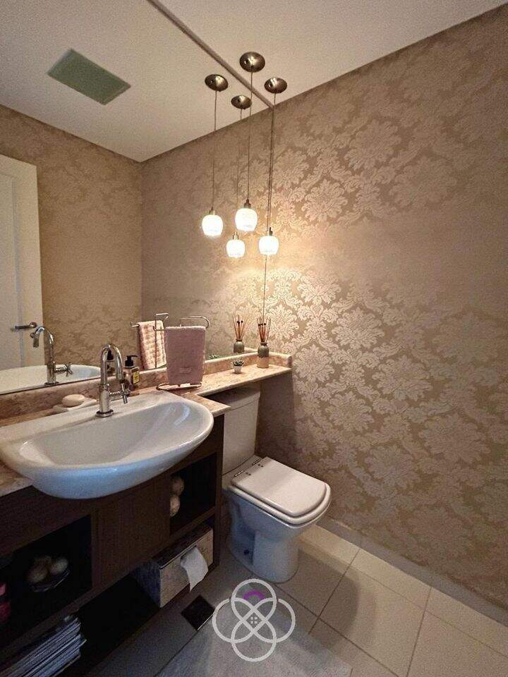 Apartamento à venda no Parque do Colégio: 