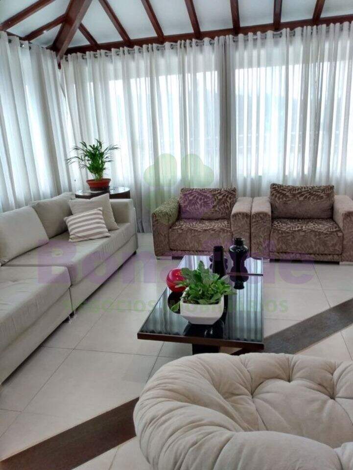 Casa à venda no Serra dos Lagos: 