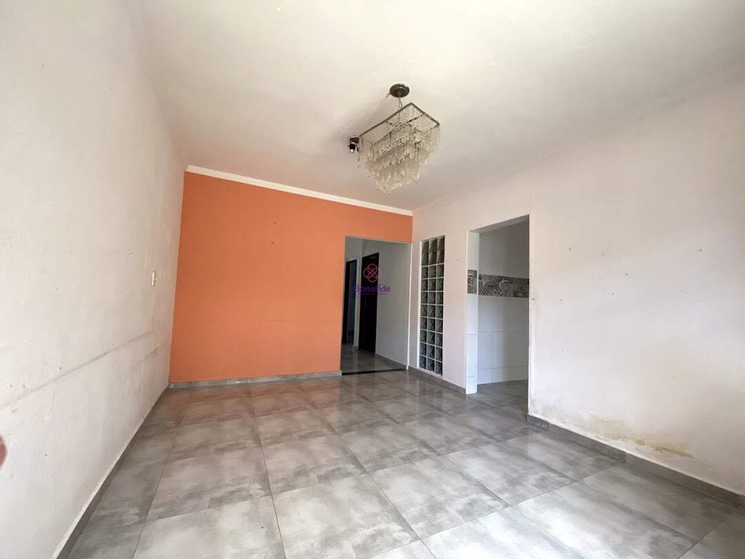 Casa à venda no Jardim Martins: 