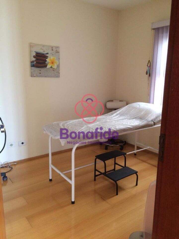 Casa à venda no Vila Galvão: 