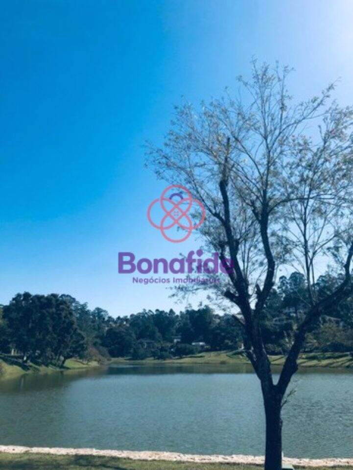 Terreno à venda no Loteamento Capital Ville: 