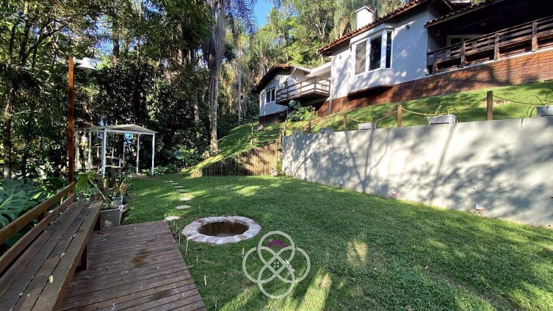 Casa à venda no Centro: 