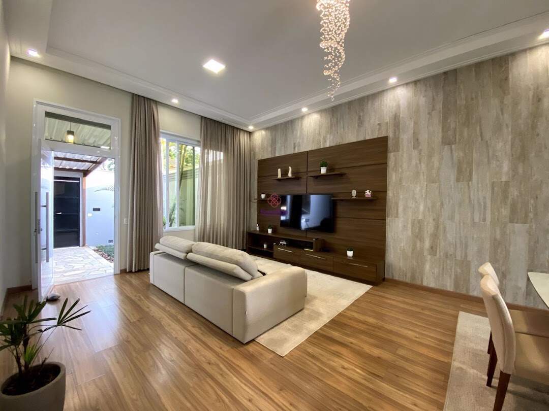 Casa à venda no Jardim Novo Mundo: 