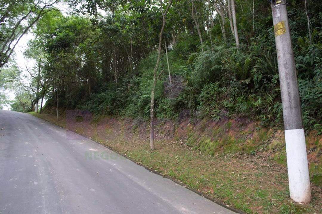 Terreno à venda no Loteamento Capital Ville: 