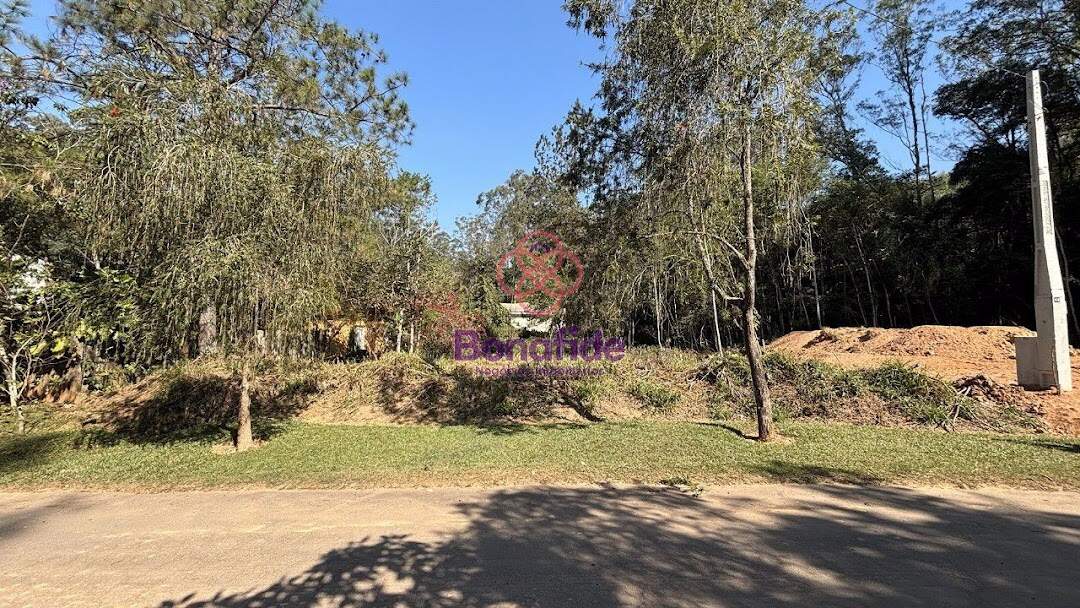 Terreno à venda no Loteamento Capital Ville: 