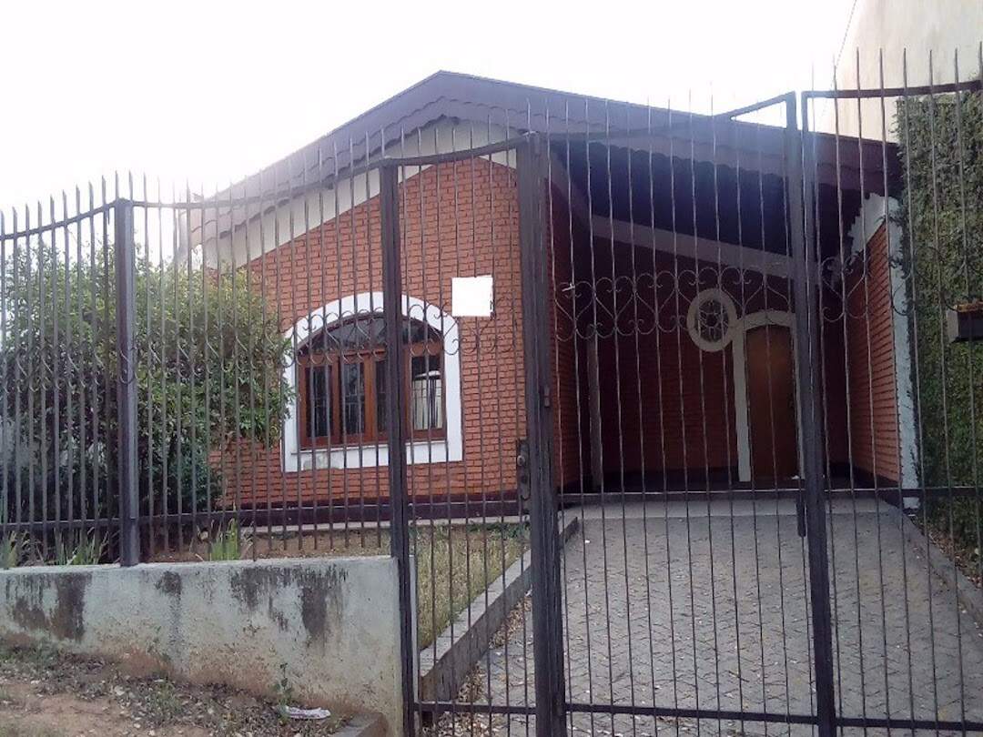 Casa à venda no Jardim Messina: 