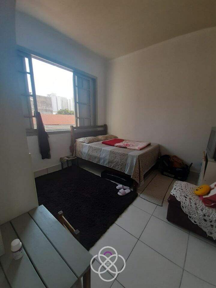 Casa à venda no Centro: 