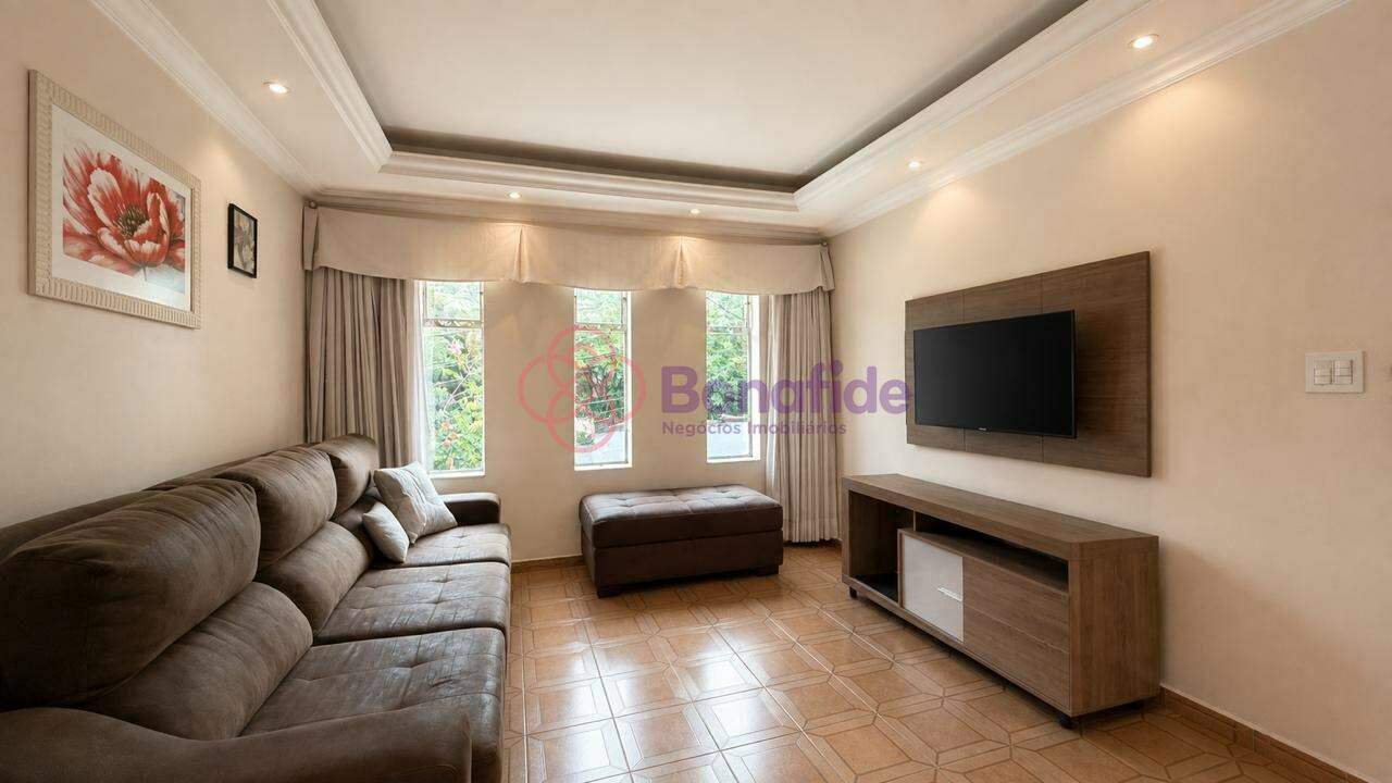 Casa à venda no Jardim da Serra: 
