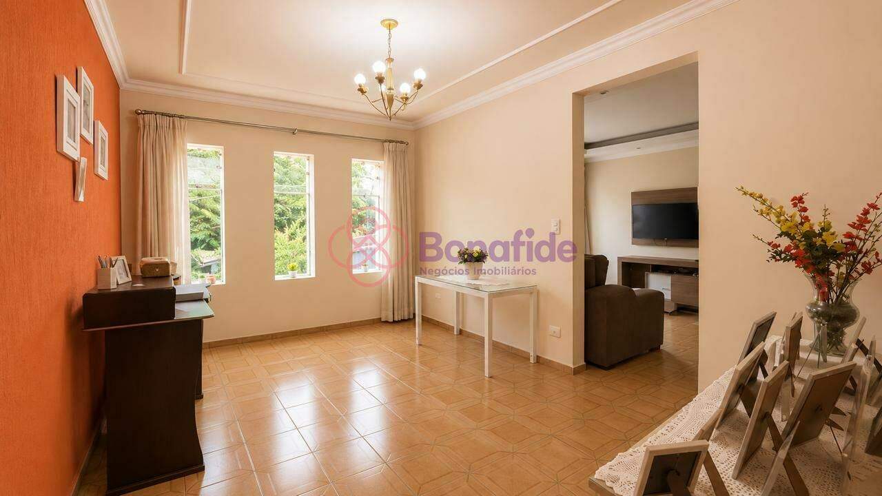 Casa à venda no Jardim da Serra: 