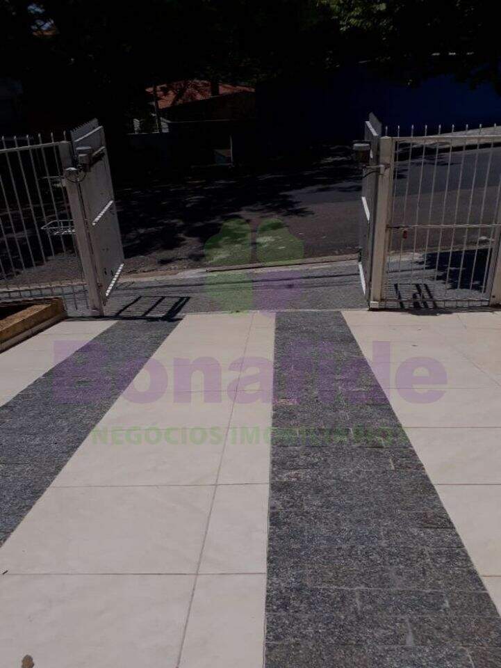 Casa à venda no Jardim da Serra: 