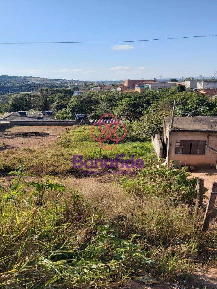 Terreno à venda no Dos Pereiras: 