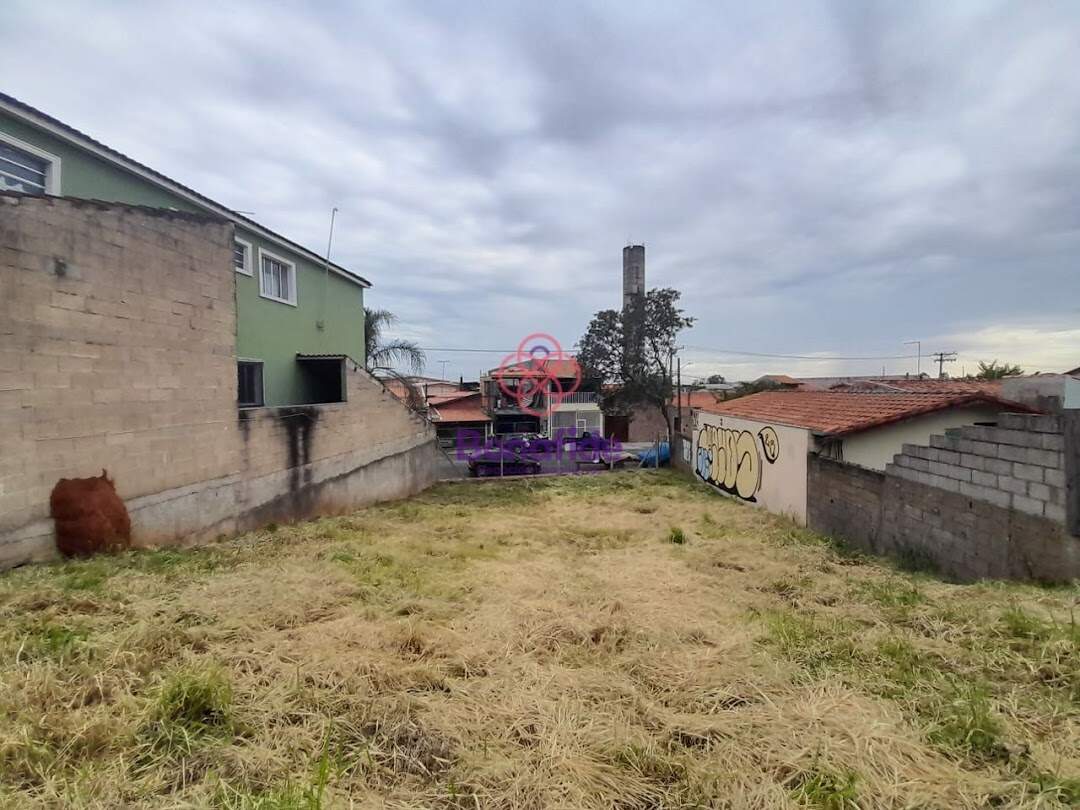 Terreno à venda no Jardim Ana Luiza: 