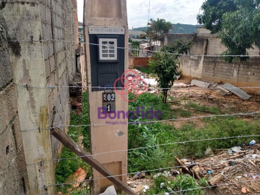 Terreno à venda no Portal da Santa Fe: 