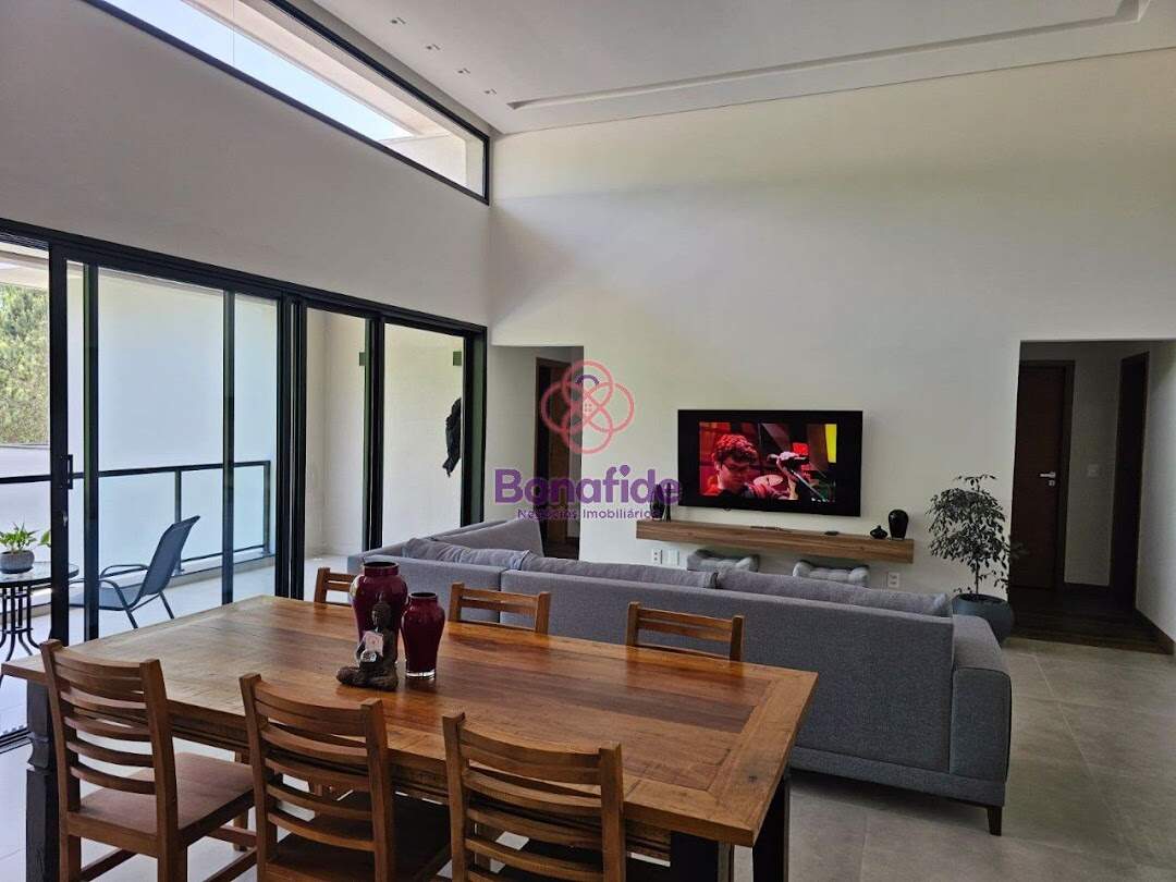 Casa à venda no Caxambu: 