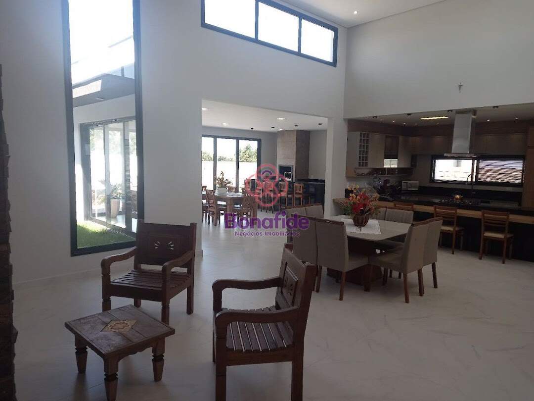 Casa à venda no Caxambu: 