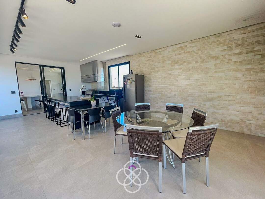 Casa à venda no Caxambu: 