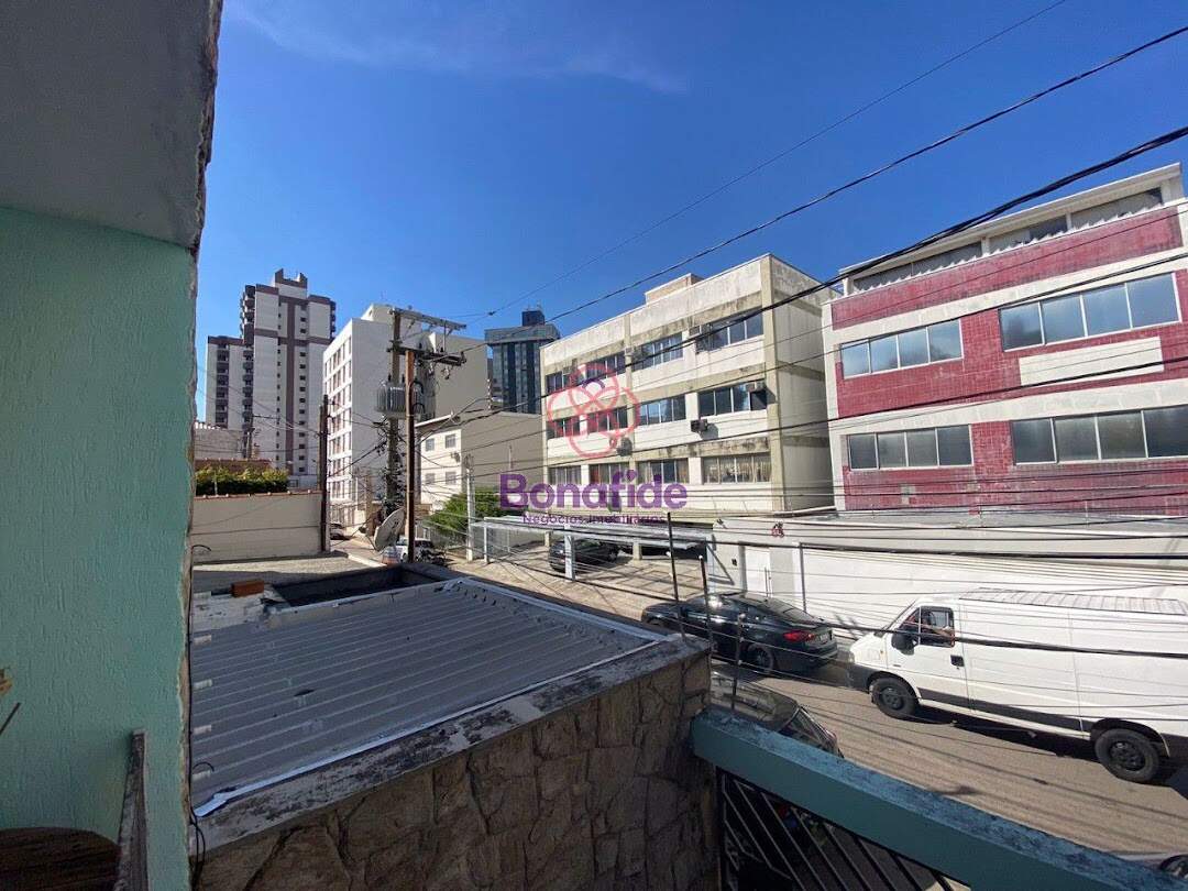 Casa à venda no Anhangabaú: 