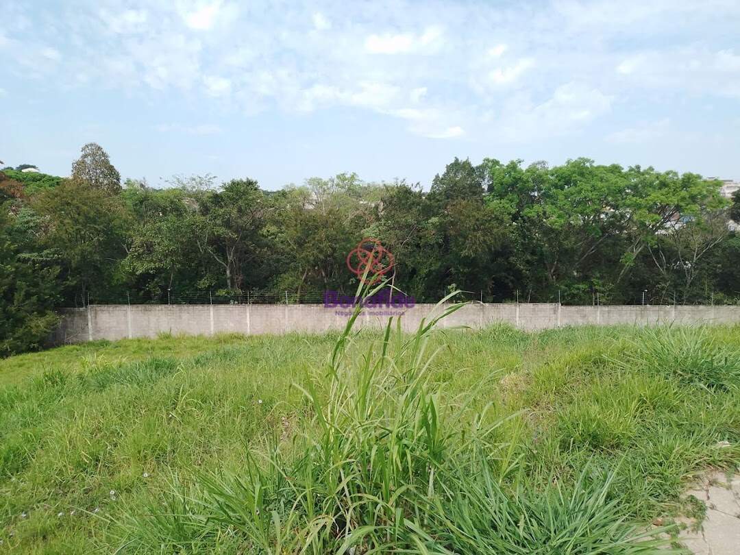 Terreno à venda no Bosque: 