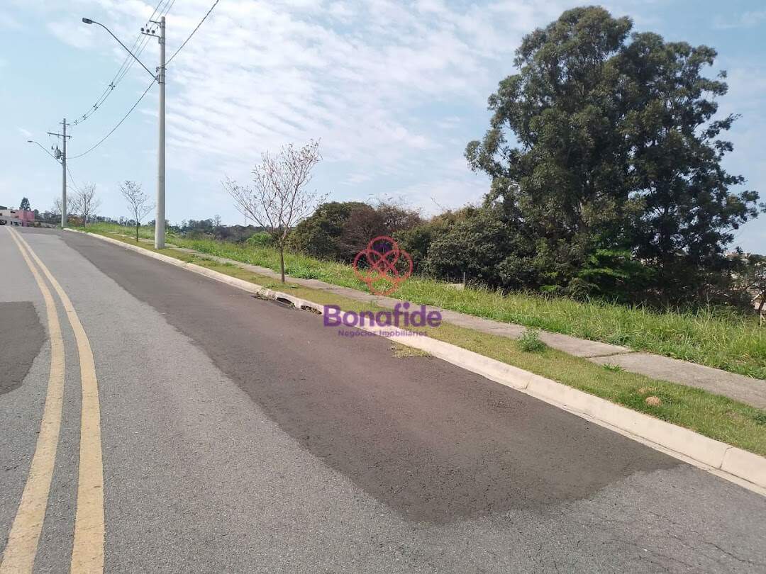 Terreno à venda no Bosque: 