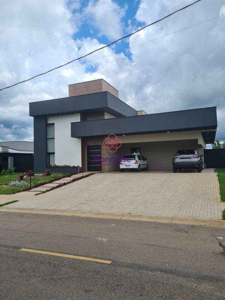 Casa à venda no Medeiros: 