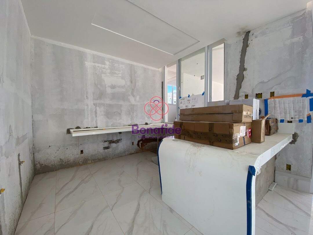 Casa à venda no Medeiros: 