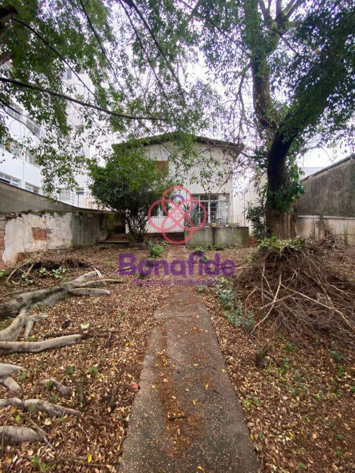 Casa à venda no Anhangabaú: 